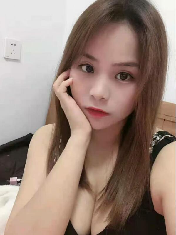 蜀山 贝贝  妹子身材火辣