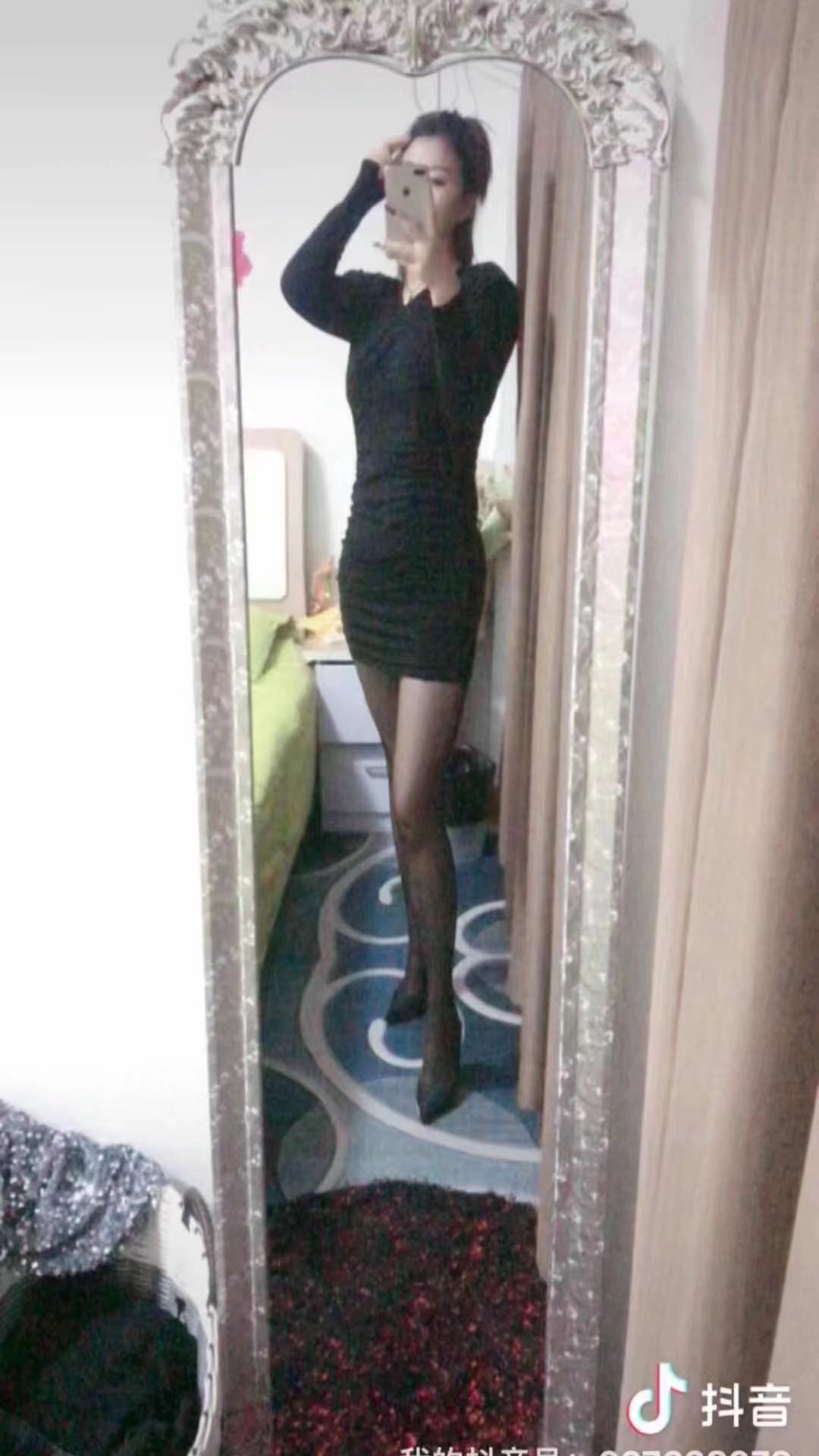 身材好，胸大的少妇